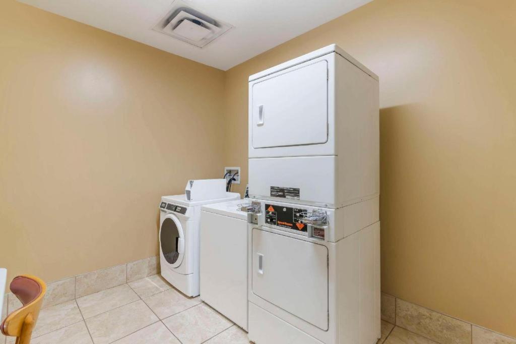 Comfort Inn & Suites Tifton Eksteriør billede